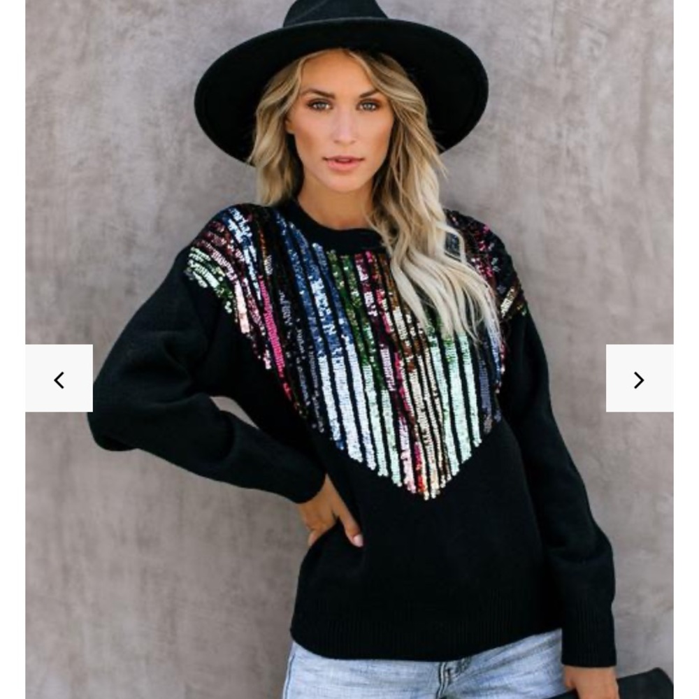Vici sequence sweater S/M